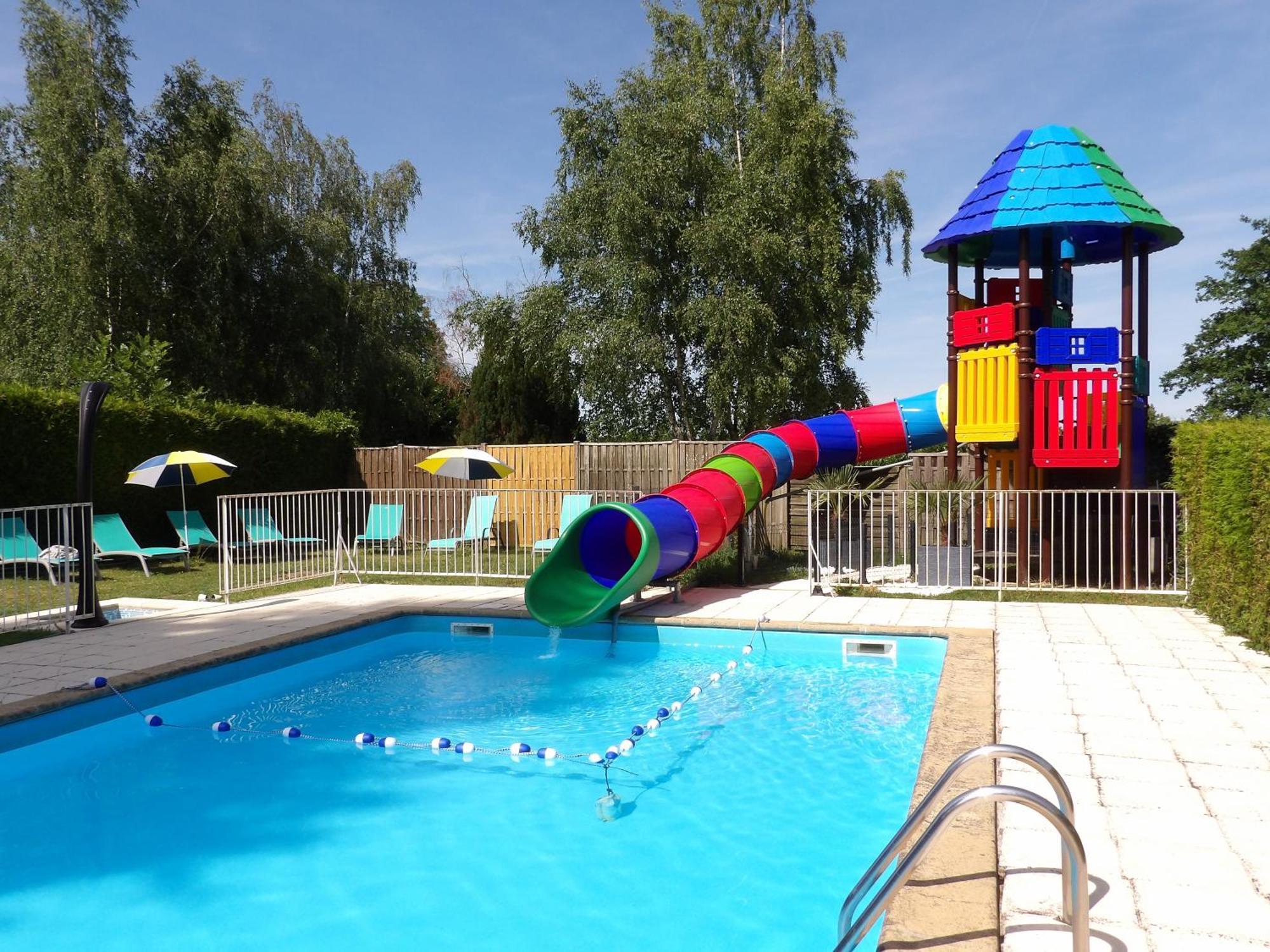 Camping Smile & Braudieres Mézières-sous-Lavardin Zewnętrze zdjęcie